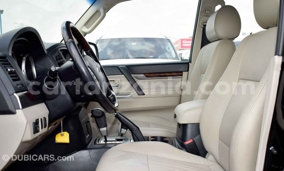 Buy Import Mitsubishi Pajero Black Car in Import - Dubai in Arusha Buy Import Mitsubishi Pajero Black Car in Import - Dubai in Arusha