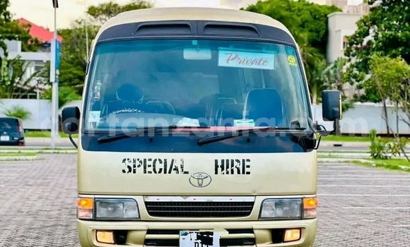 Nunua Ilio tumika Toyota Coaster Nyingine Gari ndani ya Gairo nchini Morogoro Nunua Ilio tumika Toyota Coaster Nyingine Gari ndani ya Gairo nchini Morogoro