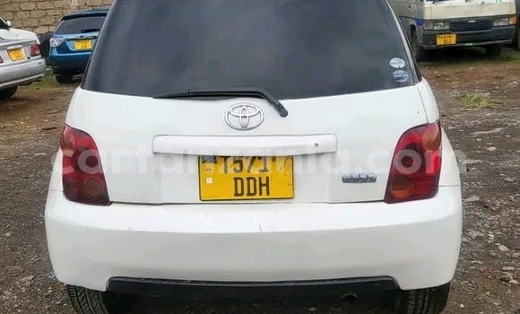 Buy Used Toyota IST White Car in Bagamoyo in Pwani Buy Used Toyota IST White Car in Bagamoyo in Pwani