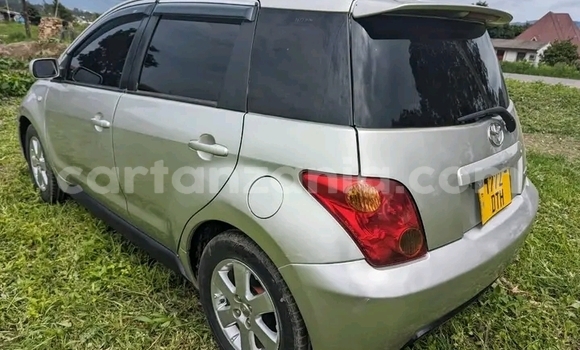 Buy Used Toyota IST White Car in Babati Rural in Manyara Buy Used Toyota IST White Car in Babati Rural in Manyara