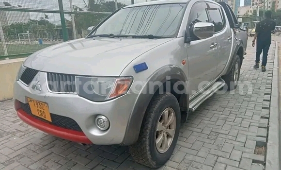 Nunua Ilio tumika Mitsubishi Pistachio Nyingine Gari ndani ya Butiama nchini Mara Nunua Ilio tumika Mitsubishi Pistachio Nyingine Gari ndani ya Butiama nchini Mara