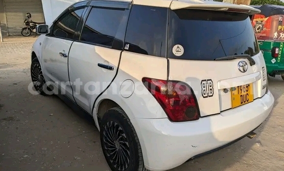 Buy Used Toyota IST White Car in Babati Urban in Manyara Buy Used Toyota IST White Car in Babati Urban in Manyara