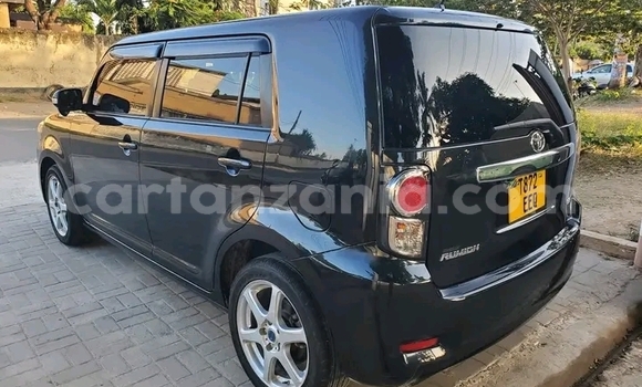 Buy Used Toyota Runx Black Car in Dar es Salaam in Dar es Salaam Buy Used Toyota Runx Black Car in Dar es Salaam in Dar es Salaam