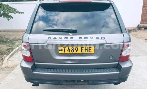 Nunua Ilio tumika Range Rover Range Rover Nyeusi Gari ndani ya Biharamulo nchini Kagera Nunua Ilio tumika Range Rover Range Rover Nyeusi Gari ndani ya Biharamulo nchini Kagera