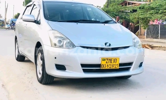 Nunua Ilio tumika Toyota Wish Nyeupe Gari ndani ya Chake Chake nchini Pemba Kusini Nunua Ilio tumika Toyota Wish Nyeupe Gari ndani ya Chake Chake nchini Pemba Kusini