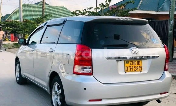 Nunua Ilio tumika Toyota Wish Nyeupe Gari ndani ya Chake Chake nchini Pemba Kusini Nunua Ilio tumika Toyota Wish Nyeupe Gari ndani ya Chake Chake nchini Pemba Kusini