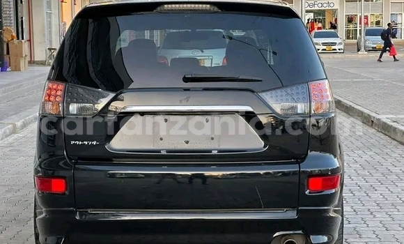 Buy Used Mitsubishi Outlander Black Car in Biharamulo in Kagera