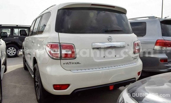 Nunua Imported Nissan Patrol Nyeupe Gari ndani ya Import - Dubai nchini Arusha Nunua Imported Nissan Patrol Nyeupe Gari ndani ya Import - Dubai nchini Arusha