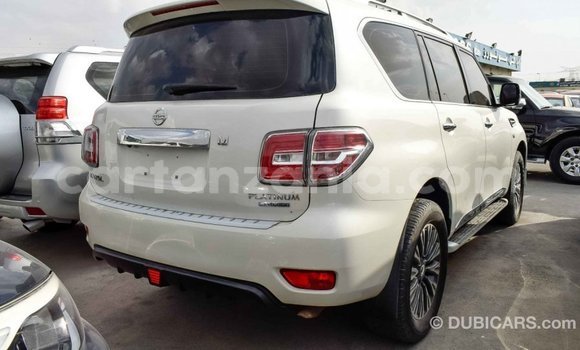 Nunua Imported Nissan Patrol Nyeupe Gari ndani ya Import - Dubai nchini Arusha Nunua Imported Nissan Patrol Nyeupe Gari ndani ya Import - Dubai nchini Arusha