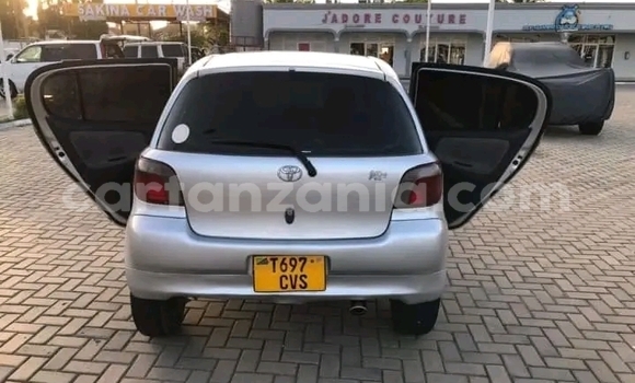 Nunua Ilio tumika Toyota Vitz Nyingine Gari ndani ya Biharamulo nchini Kagera Nunua Ilio tumika Toyota Vitz Nyingine Gari ndani ya Biharamulo nchini Kagera