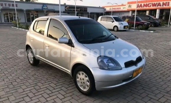 Nunua Ilio tumika Toyota Vitz Nyingine Gari ndani ya Biharamulo nchini Kagera Nunua Ilio tumika Toyota Vitz Nyingine Gari ndani ya Biharamulo nchini Kagera