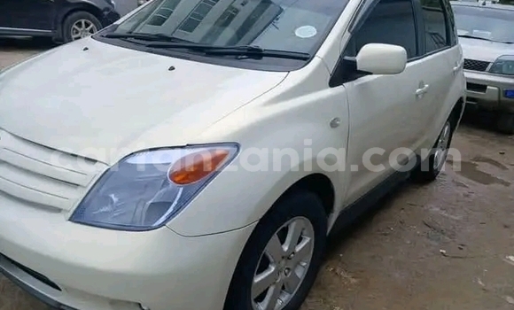 Buy Used Toyota IST White Car in Bariadi in Simiyu Buy Used Toyota IST White Car in Bariadi in Simiyu