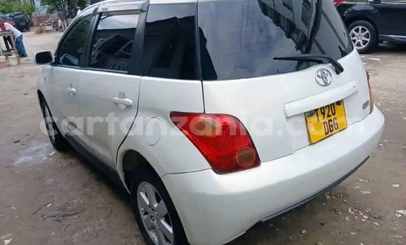 Buy Used Toyota IST White Car in Bariadi in Simiyu Buy Used Toyota IST White Car in Bariadi in Simiyu