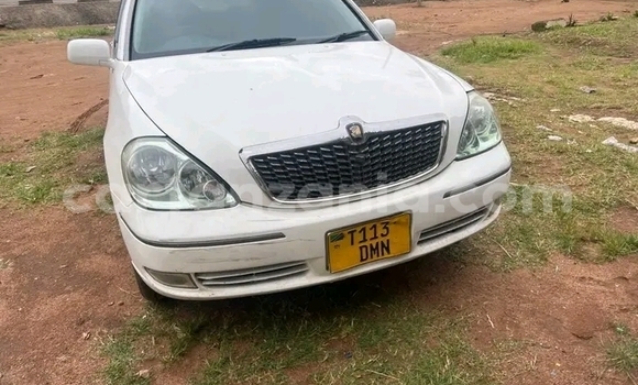 Buy Used Toyota Brevis White Car in Busega in Simiyu