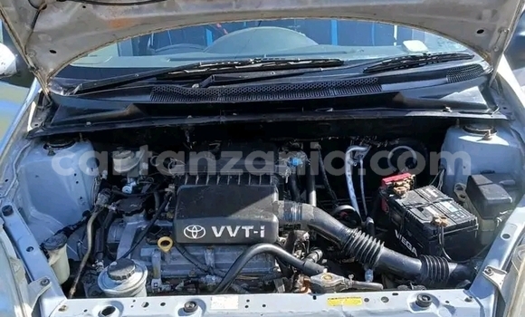 Nunua Ilio tumika Toyota Vitz Nyingine Gari ndani ya Bukombe nchini Geita Nunua Ilio tumika Toyota Vitz Nyingine Gari ndani ya Bukombe nchini Geita