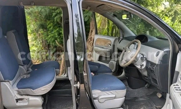 Nunua Ilio tumika Toyota Sienta Nyingine Gari ndani ya Chake Chake nchini Pemba Kusini Nunua Ilio tumika Toyota Sienta Nyingine Gari ndani ya Chake Chake nchini Pemba Kusini