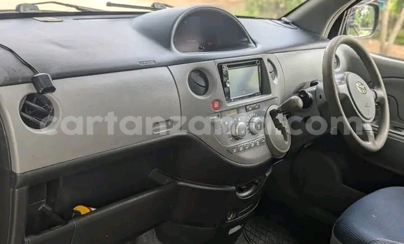 Nunua Ilio tumika Toyota Sienta Nyingine Gari ndani ya Chake Chake nchini Pemba Kusini Nunua Ilio tumika Toyota Sienta Nyingine Gari ndani ya Chake Chake nchini Pemba Kusini