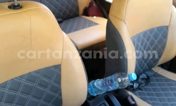 Buy Used Suzuki Escudo Red Car in Butiama in Mara Buy Used Suzuki Escudo Red Car in Butiama in Mara