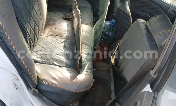 Buy Used Toyota Premio White Car in Bariadi in Simiyu