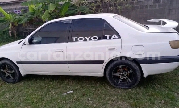 Buy Used Toyota Premio White Car in Butiama in Mara Buy Used Toyota Premio White Car in Butiama in Mara