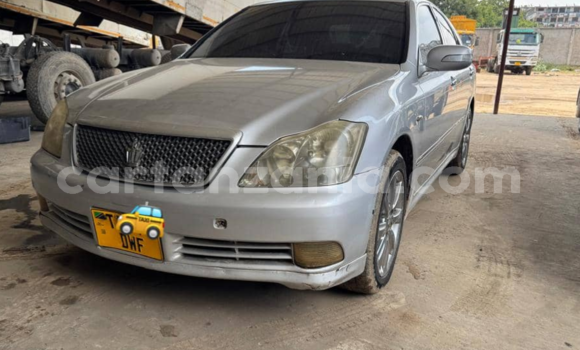 Buy Used Toyota Crown Silver Car in Dar es Salaam in Dar es Salaam Buy Used Toyota Crown Silver Car in Dar es Salaam in Dar es Salaam