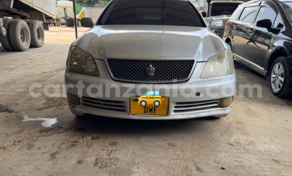 Buy Used Toyota Crown Silver Car in Dar es Salaam in Dar es Salaam Buy Used Toyota Crown Silver Car in Dar es Salaam in Dar es Salaam