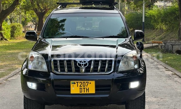 Buy Used Toyota Prado Black Car in Dar es Salaam in Dar es Salaam