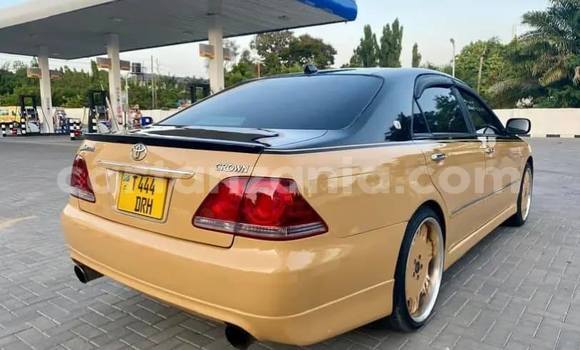 Nunua Ilio tumika Toyota Crown Nyingine Gari ndani ya Dar es Salaam nchini Dar es Salaam Nunua Ilio tumika Toyota Crown Nyingine Gari ndani ya Dar es Salaam nchini Dar es Salaam