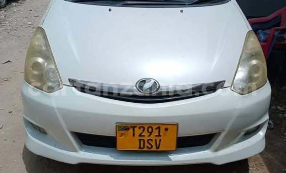 Buy Used Toyota Wish White Car in Dar es Salaam in Dar es Salaam