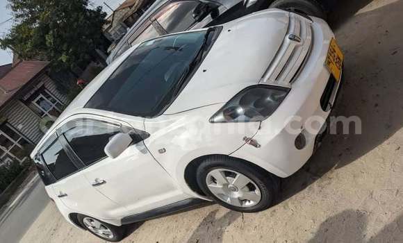 Nunua Ilio tumika Toyota IST Nyingine Gari ndani ya Dar es Salaam nchini Dar es Salaam Nunua Ilio tumika Toyota IST Nyingine Gari ndani ya Dar es Salaam nchini Dar es Salaam