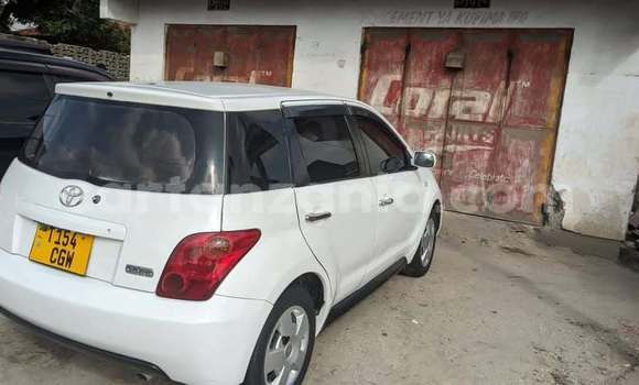 Nunua Ilio tumika Toyota IST Nyingine Gari ndani ya Dar es Salaam nchini Dar es Salaam Nunua Ilio tumika Toyota IST Nyingine Gari ndani ya Dar es Salaam nchini Dar es Salaam