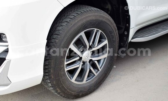 Buy Import Toyota Prado White Car in Import - Dubai in Arusha Buy Import Toyota Prado White Car in Import - Dubai in Arusha