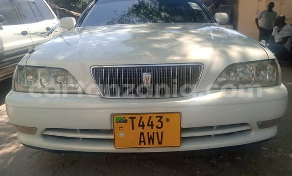 Buy Used Toyota Cresta White Car in Dar es Salaam in Dar es Salaam Buy Used Toyota Cresta White Car in Dar es Salaam in Dar es Salaam