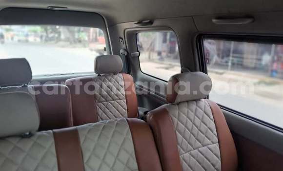 Buy Used Toyota Noah White Car in Dar es Salaam in Dar es Salaam Buy Used Toyota Noah White Car in Dar es Salaam in Dar es Salaam