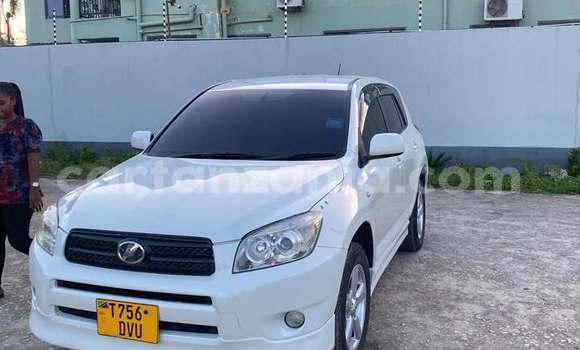 Buy Used Toyota RAV4 White Car in Dar es Salaam in Dar es Salaam Buy Used Toyota RAV4 White Car in Dar es Salaam in Dar es Salaam