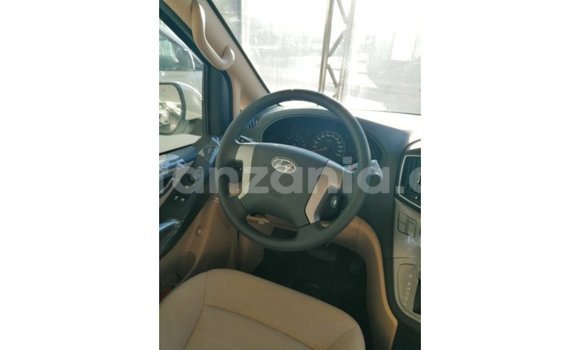 Buy Import Hyundai Accent White Car in Import - Dubai in Arusha Buy Import Hyundai Accent White Car in Import - Dubai in Arusha