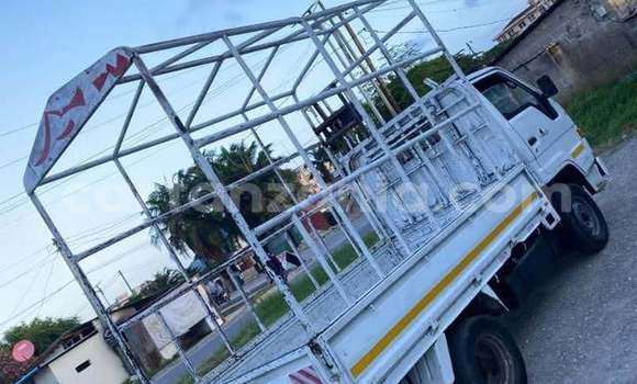 Buy Used Toyota Town Ace White Car in Dar es Salaam in Dar es Salaam Buy Used Toyota Town Ace White Car in Dar es Salaam in Dar es Salaam