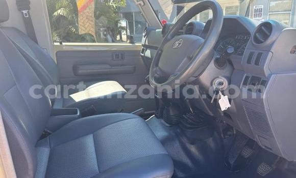 Buy Used Toyota Land Cruiser Other Car in Dodoma in Dodoma Buy Used Toyota Land Cruiser Other Car in Dodoma in Dodoma