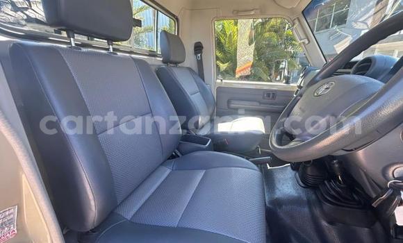Buy Used Toyota Land Cruiser Other Car in Dodoma in Dodoma Buy Used Toyota Land Cruiser Other Car in Dodoma in Dodoma
