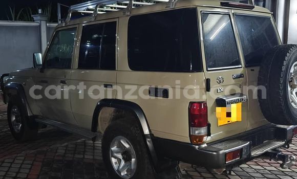 Buy Used Toyota Land Cruiser Other Car in Dar es Salaam in Dar es Salaam Buy Used Toyota Land Cruiser Other Car in Dar es Salaam in Dar es Salaam