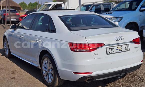 Nunua Ilio tumika Audi A4 Nyeupe Gari ndani ya Dodoma nchini Dodoma Nunua Ilio tumika Audi A4 Nyeupe Gari ndani ya Dodoma nchini Dodoma