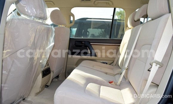 Buy Import Toyota Land Cruiser Black Car in Import - Dubai in Arusha Buy Import Toyota Land Cruiser Black Car in Import - Dubai in Arusha