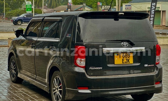 Nunua Ilio tumika Toyota Corolla Rumion Nyeusi Gari ndani ya Ilala nchini Dar es Salaam Nunua Ilio tumika Toyota Corolla Rumion Nyeusi Gari ndani ya Ilala nchini Dar es Salaam