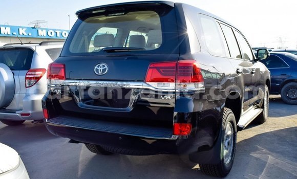 Buy Import Toyota Land Cruiser Black Car in Import - Dubai in Arusha Buy Import Toyota Land Cruiser Black Car in Import - Dubai in Arusha
