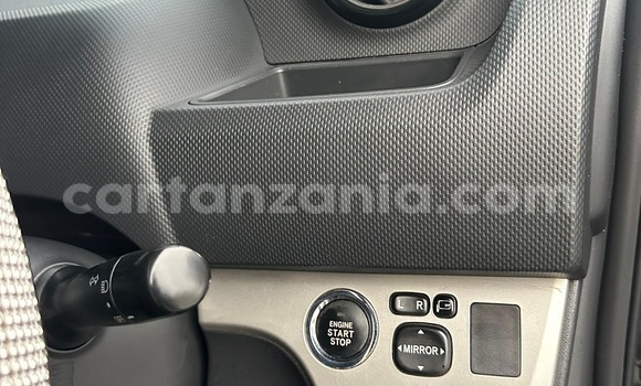 Nunua Ilio tumika Toyota Corolla Rumion Nyeusi Gari ndani ya Ilala nchini Dar es Salaam Nunua Ilio tumika Toyota Corolla Rumion Nyeusi Gari ndani ya Ilala nchini Dar es Salaam