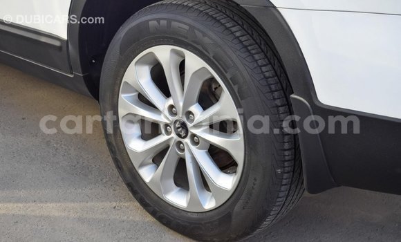 Buy Import Kia Sorento White Car in Import - Dubai in Arusha Buy Import Kia Sorento White Car in Import - Dubai in Arusha