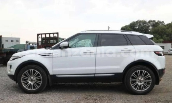 Nunua Imported Land Rover Range Rover Evoque Nyeupe Gari ndani ya Dar es Salaam nchini Dar es Salaam Nunua Imported Land Rover Range Rover Evoque Nyeupe Gari ndani ya Dar es Salaam nchini Dar es Salaam