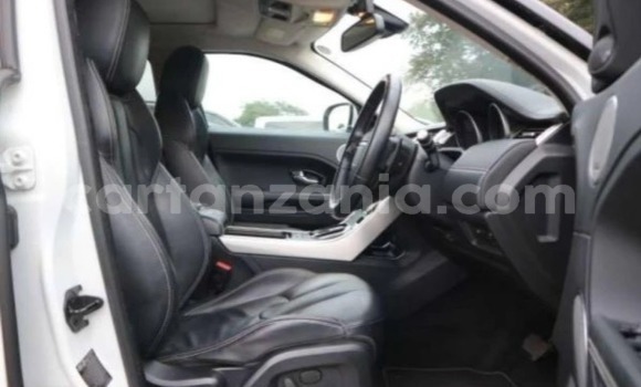 Nunua Imported Land Rover Range Rover Evoque Nyeupe Gari ndani ya Dar es Salaam nchini Dar es Salaam Nunua Imported Land Rover Range Rover Evoque Nyeupe Gari ndani ya Dar es Salaam nchini Dar es Salaam