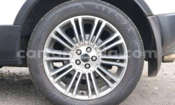 Nunua Imported Land Rover Range Rover Evoque Nyeupe Gari ndani ya Dar es Salaam nchini Dar es Salaam Nunua Imported Land Rover Range Rover Evoque Nyeupe Gari ndani ya Dar es Salaam nchini Dar es Salaam