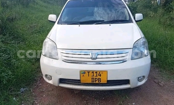 Buy Used Toyota Raum White Car in Chato in Geita Buy Used Toyota Raum White Car in Chato in Geita
